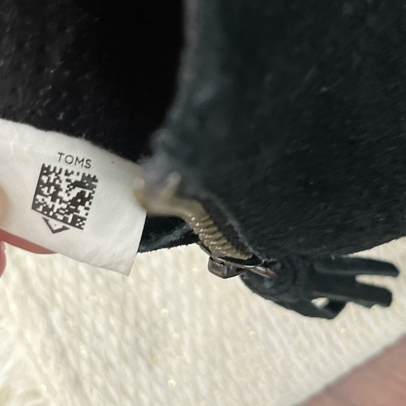 Toms Leila Suede Bootie Size 8.5 Black Preppy Leather Block Heel Hipster Winter - Picture 9 of 11